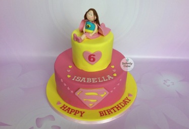 supergirl_cake2